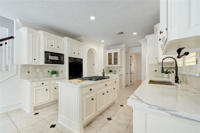 13607 Starlight Harbour Court, Houston, TX 77077