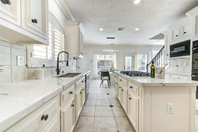 13607 Starlight Harbour Court, Houston, TX 77077