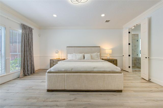 13607 Starlight Harbour Court, Houston, TX 77077