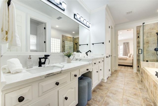 13607 Starlight Harbour Court, Houston, TX 77077