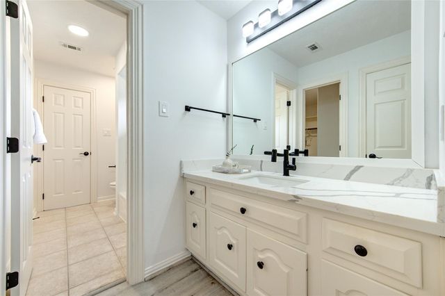13607 Starlight Harbour Court, Houston, TX 77077