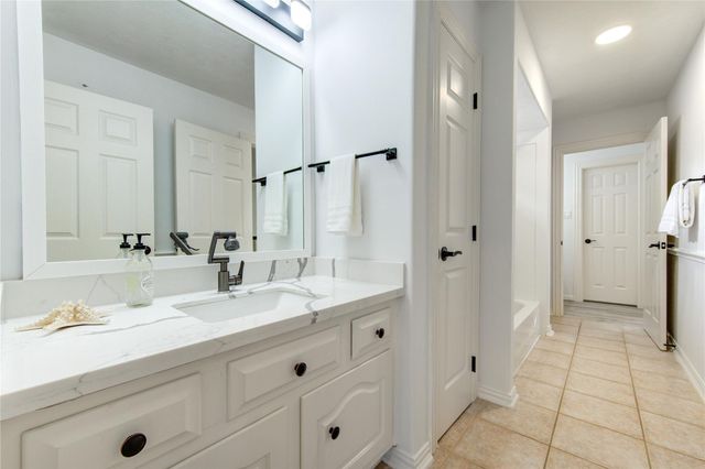 13607 Starlight Harbour Court, Houston, TX 77077