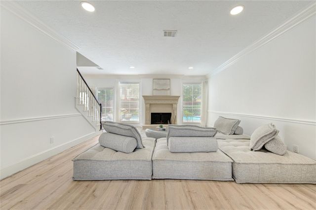 13607 Starlight Harbour Court, Houston, TX 77077