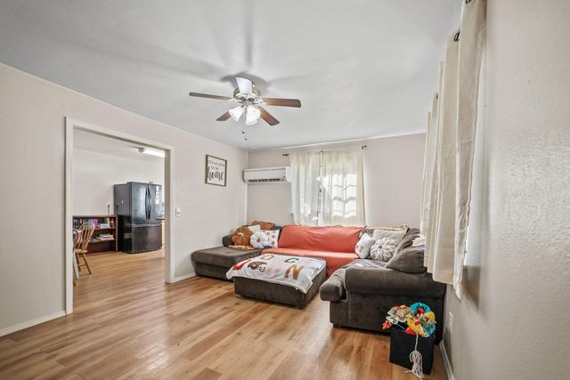 1504 State Highway 90, Jane, MO 64856