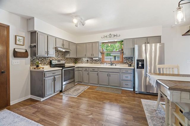 1409 CHAPMAN AVENUE, North Fond Du Lac, WI 54937