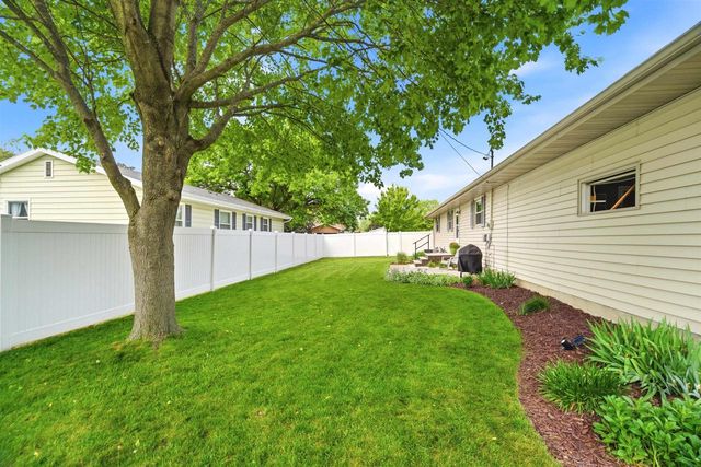 1409 CHAPMAN AVENUE, North Fond Du Lac, WI 54937