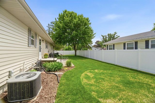 1409 CHAPMAN AVENUE, North Fond Du Lac, WI 54937