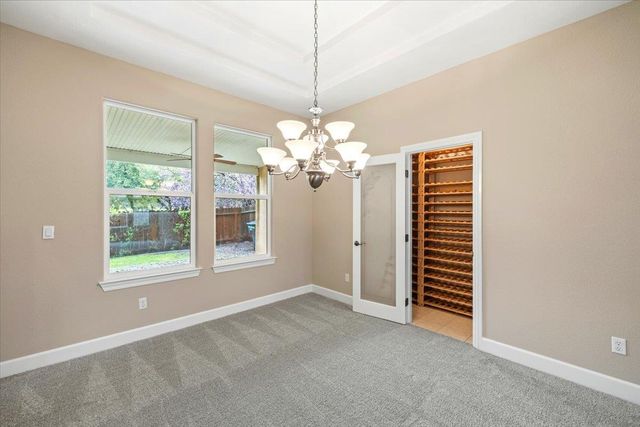 125 Knob Fork Ct, Folsom, CA 95630