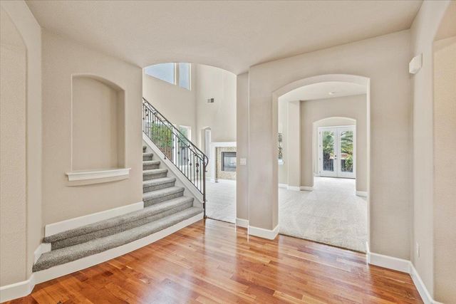 125 Knob Fork Ct, Folsom, CA 95630