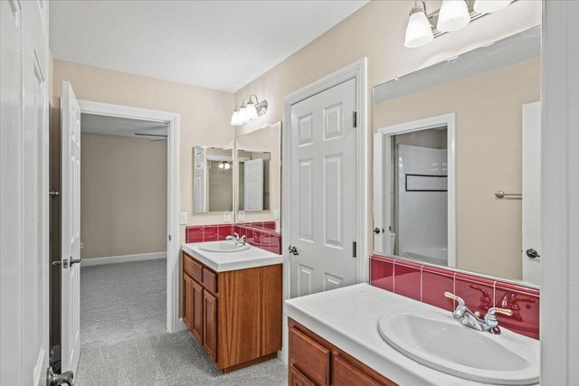 125 Knob Fork Ct, Folsom, CA 95630