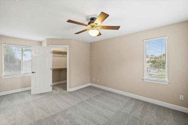 125 Knob Fork Ct, Folsom, CA 95630