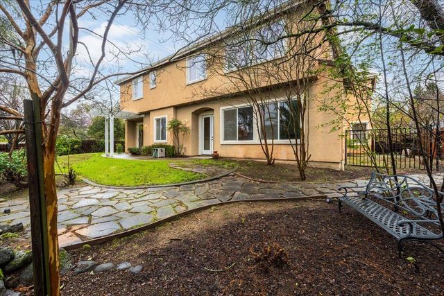 125 Knob Fork Ct, Folsom, CA 95630