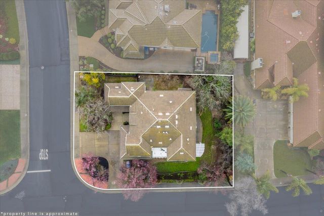 125 Knob Fork Ct, Folsom, CA 95630