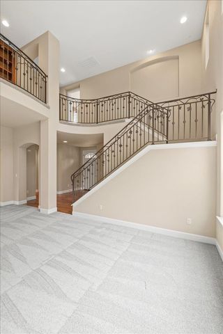 125 Knob Fork Ct, Folsom, CA 95630