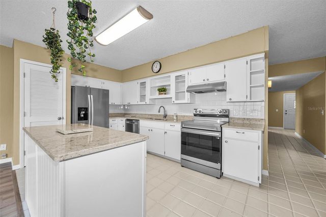 2223 PHILIPPINE DRIVE 35, Clearwater, FL 33763