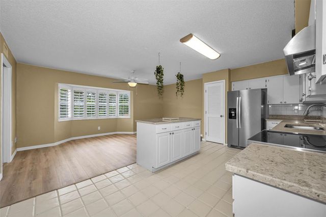 2223 PHILIPPINE DRIVE 35, Clearwater, FL 33763