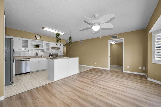 2223 PHILIPPINE DRIVE 35, Clearwater, FL 33763