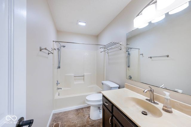 526 Eagle Crest Drive, Brownsburg, IN 46112