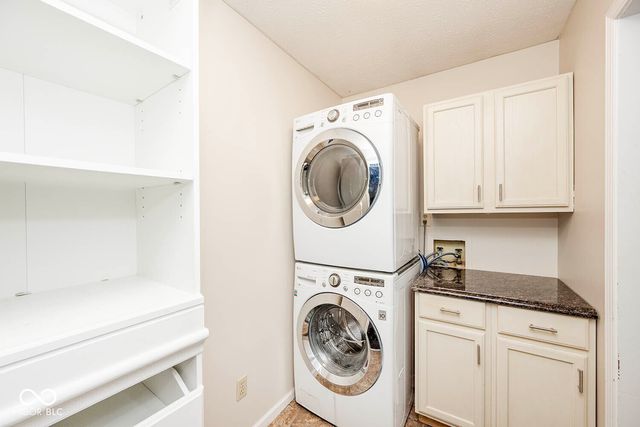 526 Eagle Crest Drive, Brownsburg, IN 46112