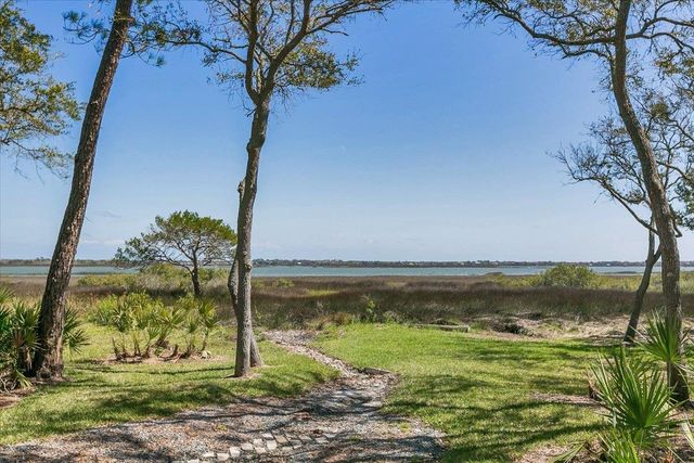27 Santiago Ct, St Augustine, FL 32086