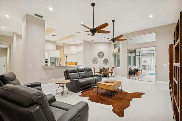 830 NW 122nd Avenue, Plantation, FL 33325