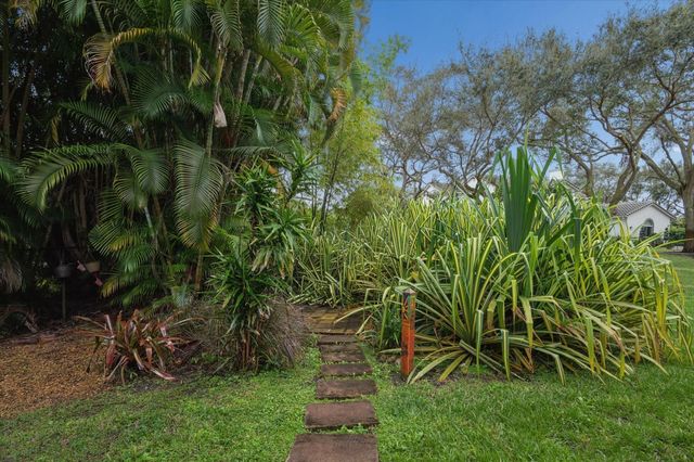 830 NW 122nd Avenue, Plantation, FL 33325