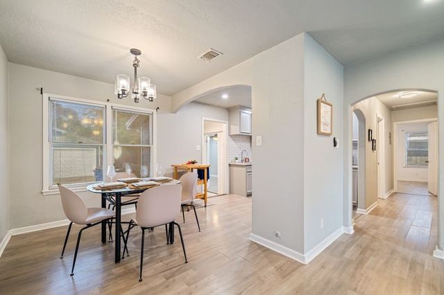 3922 Bradford Dr, Corpus Christi, TX 78415