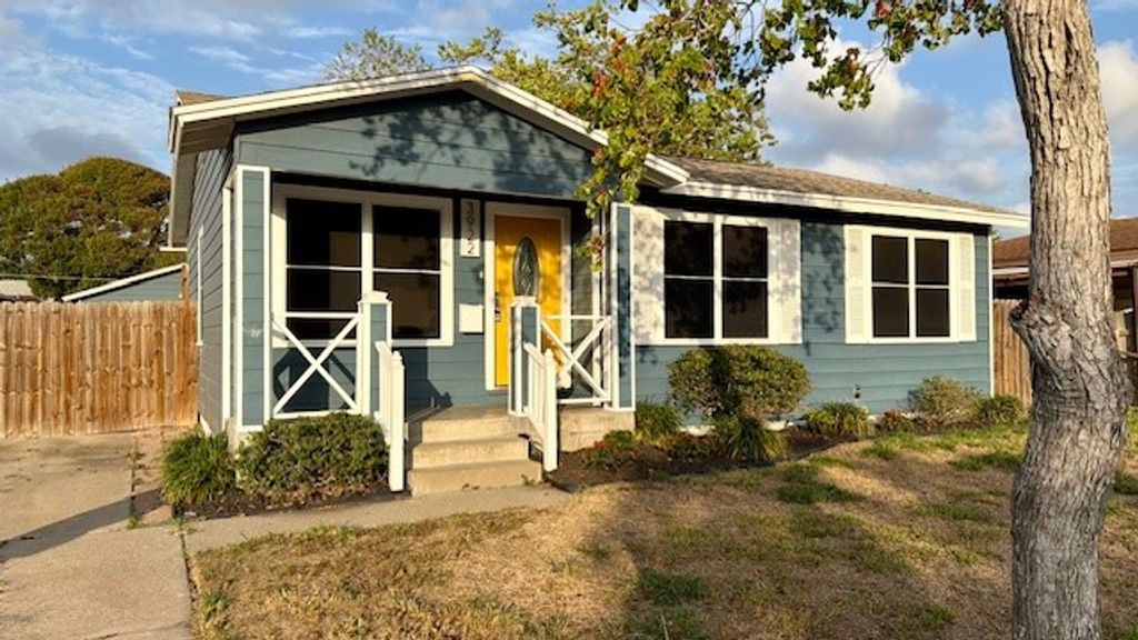 3922 Bradford Dr, Corpus Christi, TX 78415
