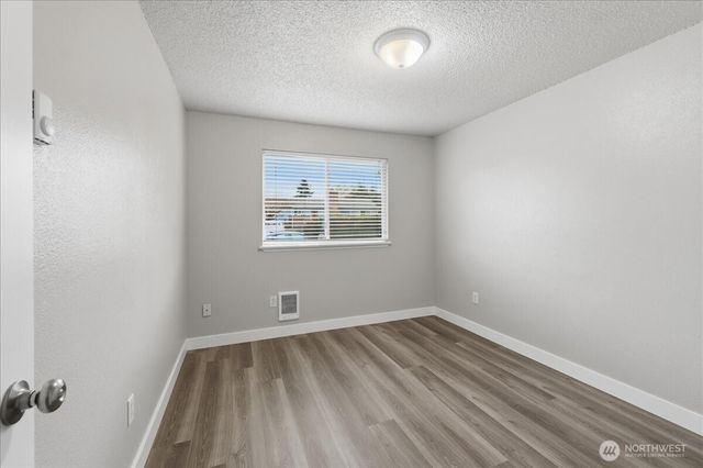 328 Cherry Avenue, Sumner, WA 98390