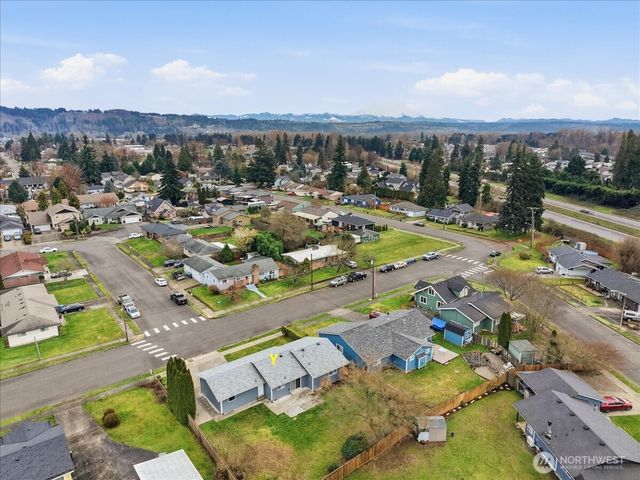 328 Cherry Avenue, Sumner, WA 98390