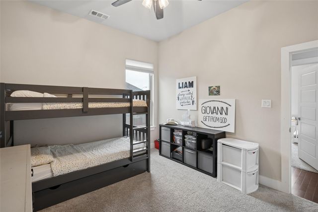 516 Woodland Drive, Azle, TX 76020