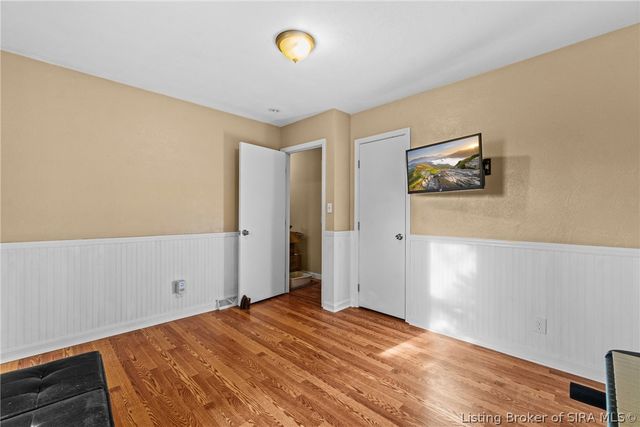 3403 Green Valley Road, New Albany, IN 47150