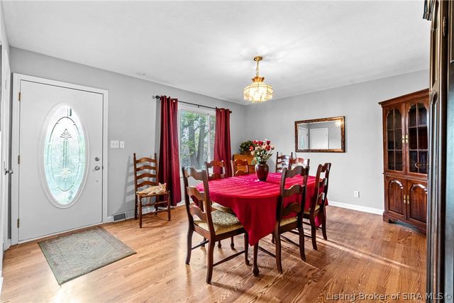 3403 Green Valley Road, New Albany, IN 47150