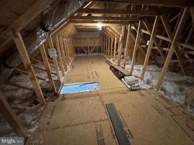 172 LAKEWATCH CIR, Moneta, VA 24121