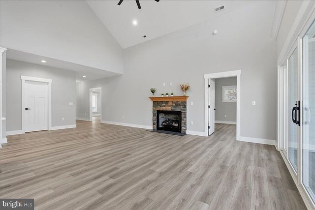 172 LAKEWATCH CIR, Moneta, VA 24121