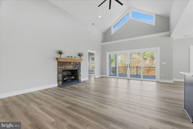 172 LAKEWATCH CIR, Moneta, VA 24121