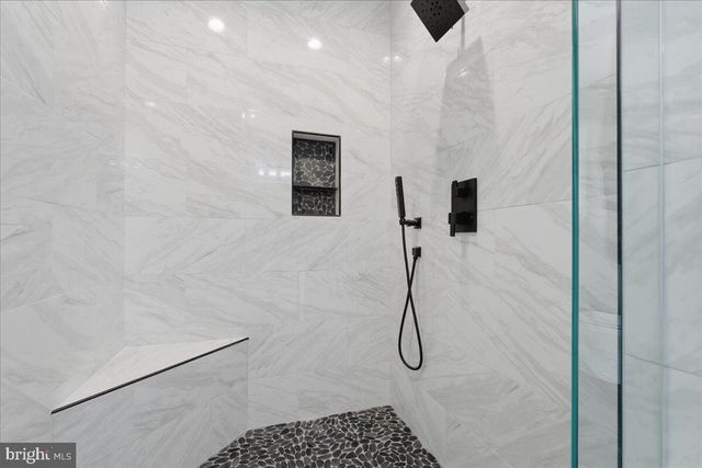 172 LAKEWATCH CIR, Moneta, VA 24121