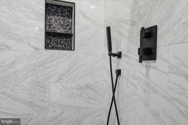 172 LAKEWATCH CIR, Moneta, VA 24121