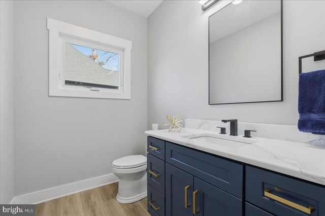 172 LAKEWATCH CIR, Moneta, VA 24121