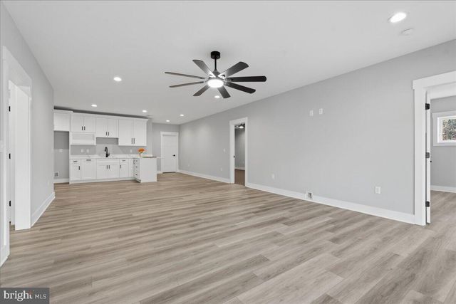 172 LAKEWATCH CIR, Moneta, VA 24121