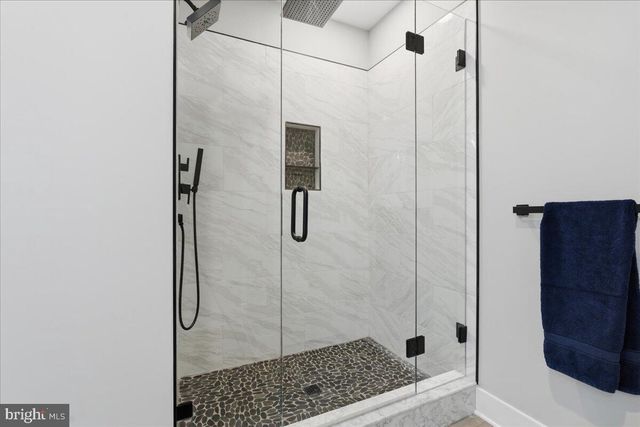 172 LAKEWATCH CIR, Moneta, VA 24121