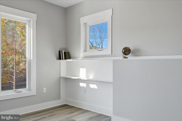 172 LAKEWATCH CIR, Moneta, VA 24121