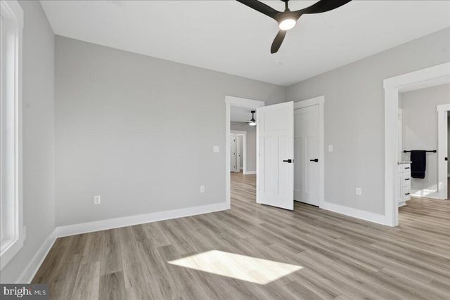 172 LAKEWATCH CIR, Moneta, VA 24121