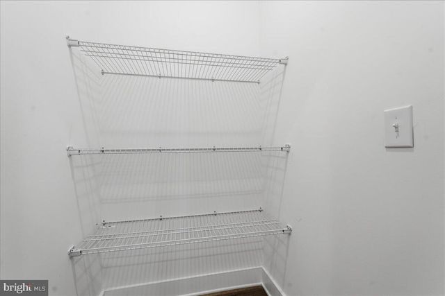 172 LAKEWATCH CIR, Moneta, VA 24121