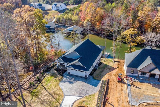 172 LAKEWATCH CIR, Moneta, VA 24121