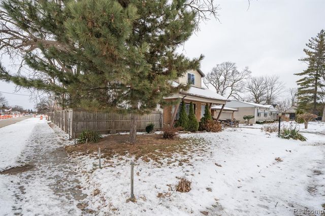 3668 Allen Street, Inkster, MI 48141