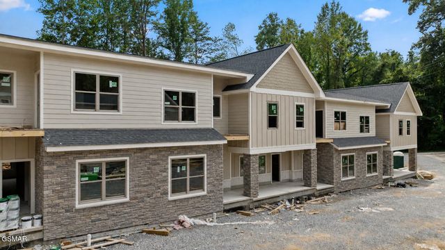 812 Powdermill Road, Gatlinburg, TN 37738