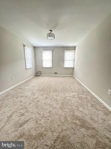 2053 KINGS HOUSE RD, Silver Spring, MD 20905