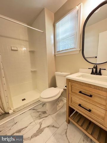 2053 KINGS HOUSE RD, Silver Spring, MD 20905