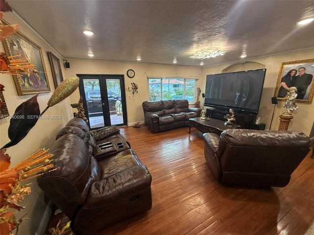202 To To Lo Chee Drive, Hialeah, FL 33010